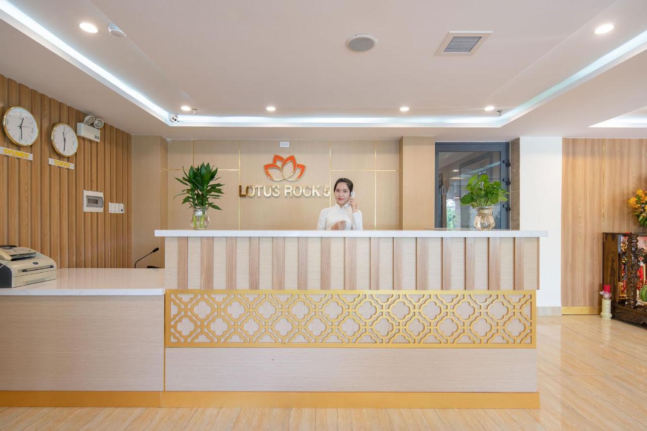 Lotus Rock 05 Hotel Дананг Экстерьер фото