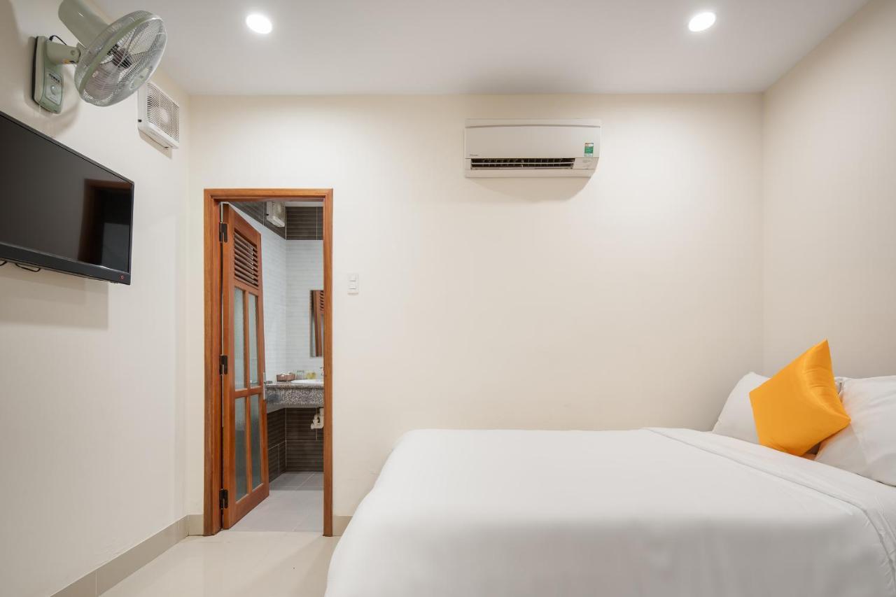 Lotus Rock 05 Hotel Дананг Экстерьер фото